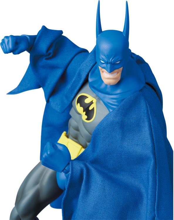 Pedido Figura Batman (Knight Crusader) - Batman: Knightfall - MAFEX marca Medicom Toy No.215 escala pequeña 1/12