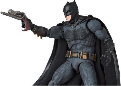 Pedido Figura Batman - Zack Snyder's Justice League - MAFEX marca Medicom Toy No.222 escala pequeña 1/12