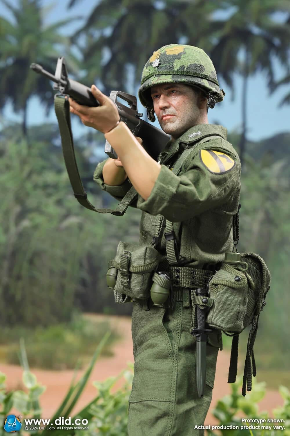 Pedido Figura U.S. Army Lt. Colonel Moore - Vietnam War marca DID V80174 escala 1/6