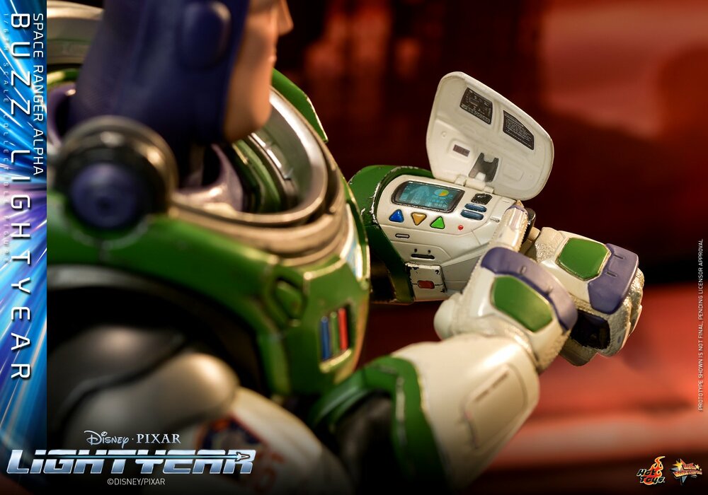 Pedido Figura Lightyear - Space Ranger Alpha Buzz Lightyear marca Hot Toys MMS634 escala 1/6