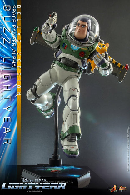 Pedido Figura Lightyear - Space Ranger Alpha Buzz Lightyear (Deluxe Version) marca Hot Toys MMS635 escala 1/6