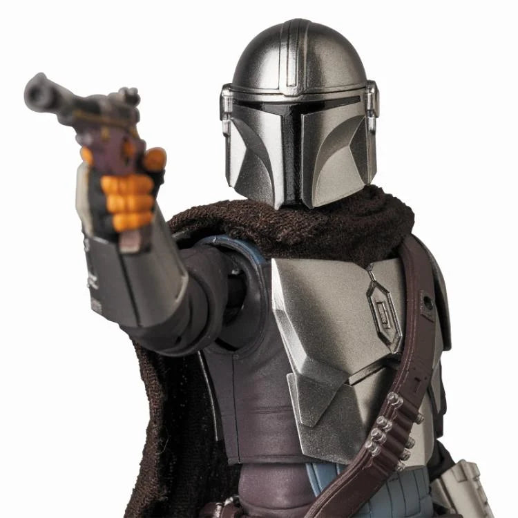 Pedido Figura The Mandalorian (Beskar Armor) (Reissue) - Star Wars - MAFEX marca Medicom Toy No.129 escala pequeña 1/12