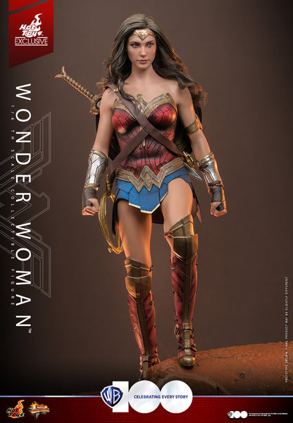 Preventa Figura WB100 WONDER WOMAN (EXCLUSIVA) marca Hot Toys MMS698 escala 1/6 (SOLO 7 DIAS DE PREVENTA)