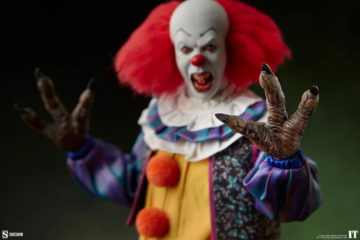 Preventa Figura Pennywise - IT (1990) marca Sideshow Collectibles #100479 escala 1/6