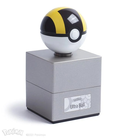 Pedido Prop Replica Ultra Ball - Pokemon Electronic marca The Wand Company escala real 1/1