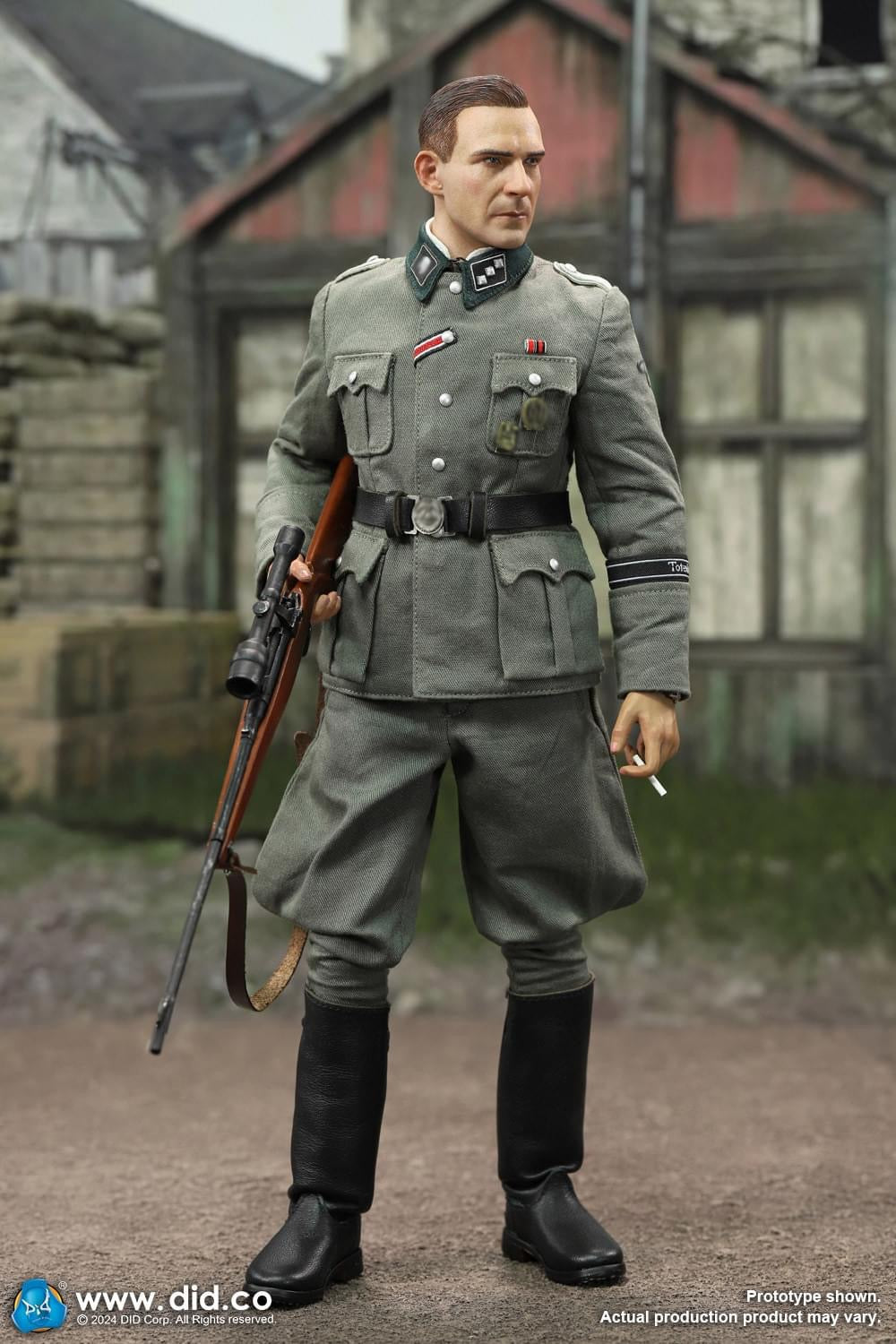 Pedido Figura Amon Göth - WWII German Officer marca DID D80178 escala 1/6