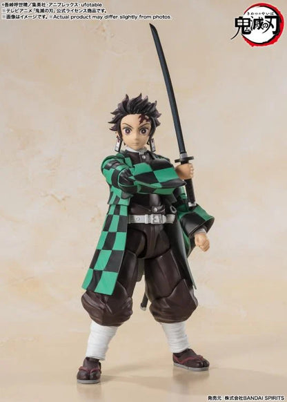 Pedido Figura Tanjiro Kamado - Demon Slayer: Kimetsu no Yaiba - S.H.Figuarts marca Bandai Spirits escala pequeña 1/12