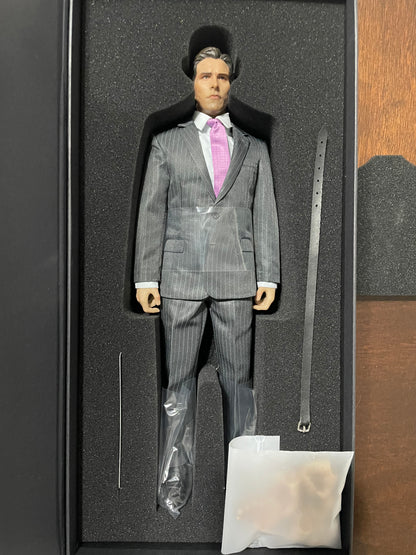 [EN STOCK] Figura Millionaire marca Kento Studio K001 x EM Custom Studios escala 1/6