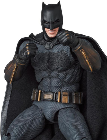 Pedido Figura Batman - Zack Snyder's Justice League - MAFEX marca Medicom Toy No.222 escala pequeña 1/12