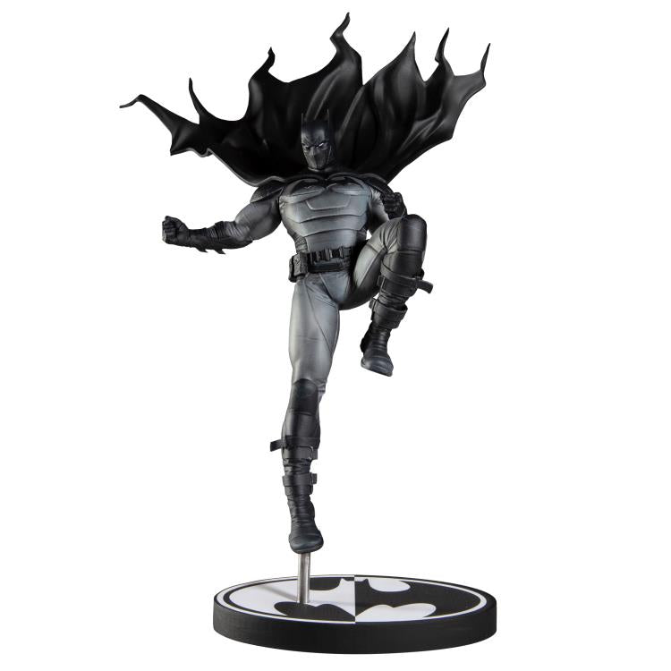 Pedido Estatua Black and White Batman (Oliver Coipel version) (Edición Limitada) (Resina) - DC Comics marca McFarlane Toys x DC Direct escala 1/10