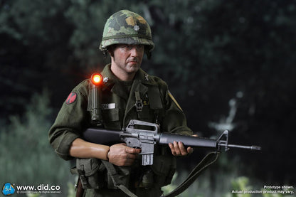 Pedido Figura U.S. Army Lt. Colonel Moore - Vietnam War marca DID V80174 escala 1/6