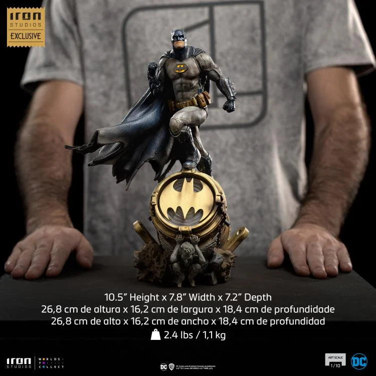 Pedido Estatua Batman on Bat-Signal (Exclusive CCXP) - DC Comics marca Iron Studios escala de arte 1/10