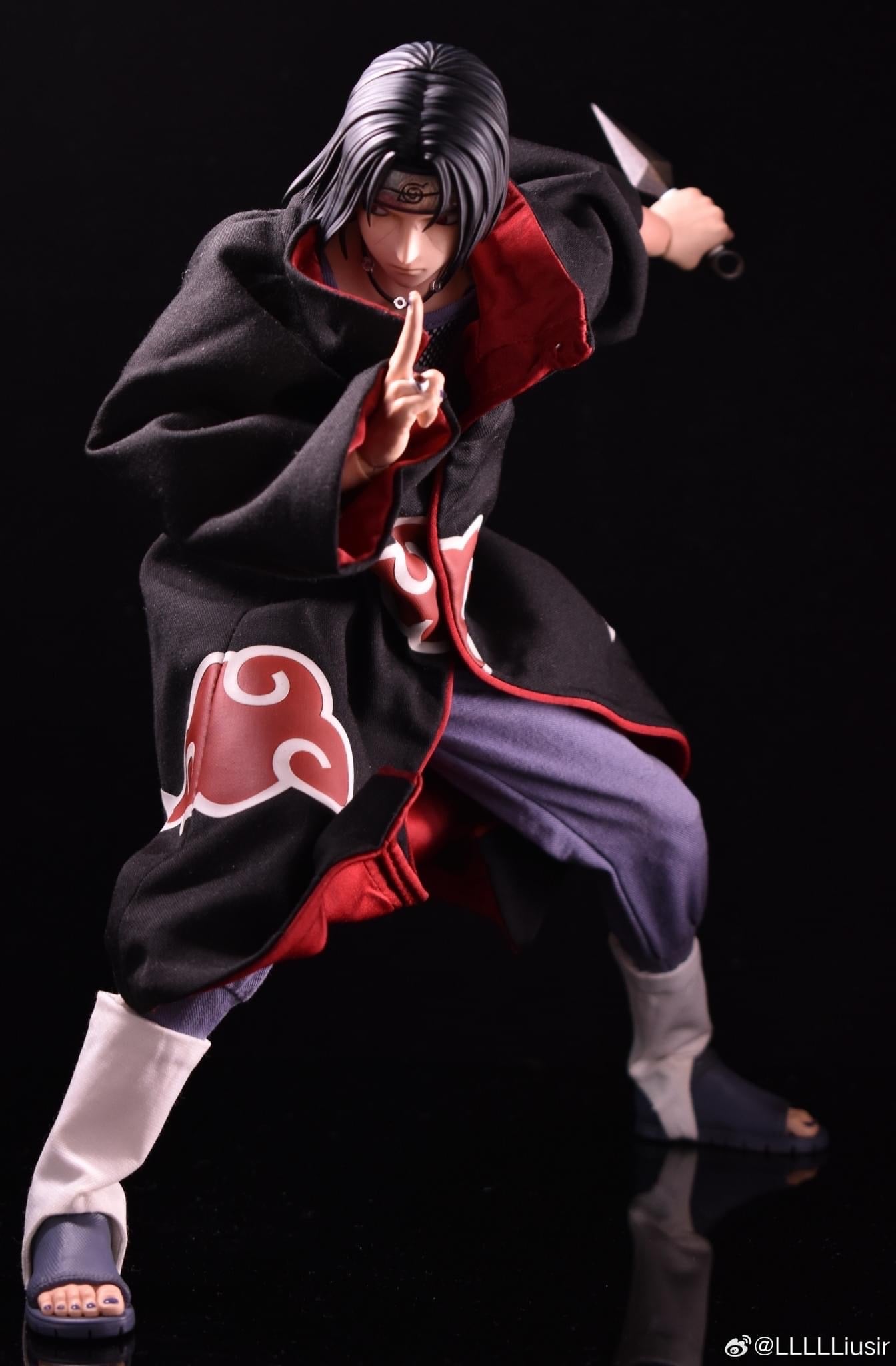 Pedido Figura Uchiha Itachi - Naruto marca Rocket Toys ROC-003 escala 1/6