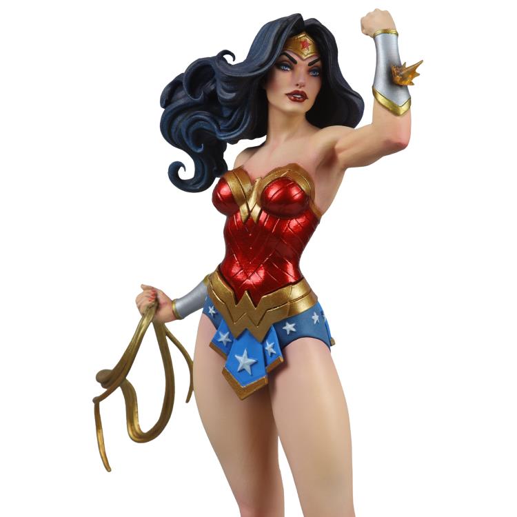 Preventa Estatua Wonder Woman (J. Scott Campbell) (Edición Limitada) (Resina) - Cover Girls of the DC Universe marca McFarlane Toys escala 1/8