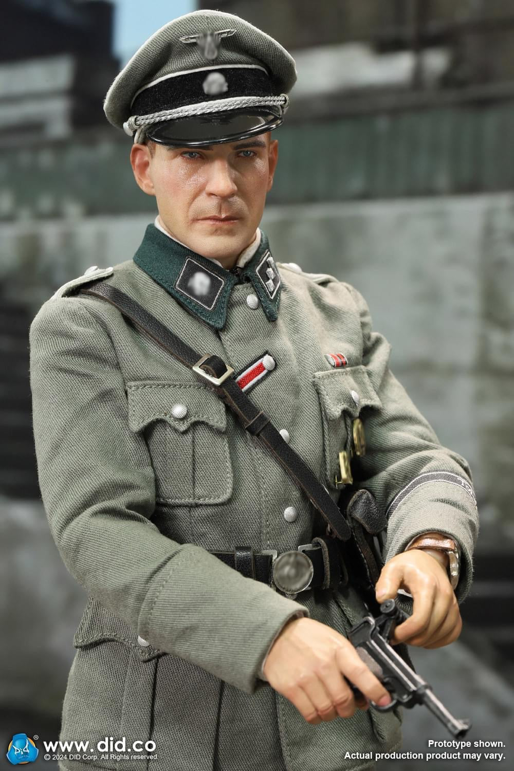 Pedido Figura Amon Göth - WWII German Officer marca DID D80178 escala 1/6