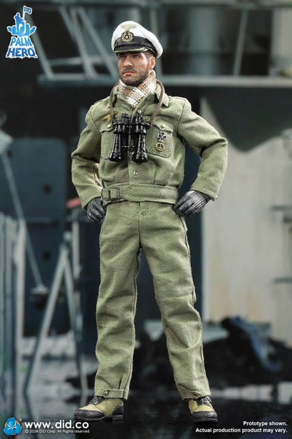 Pedido Figura Lehmann - WWII German U-Boat Commander - Palm Hero Series marca DID XD80026 escala pequeña 1/12