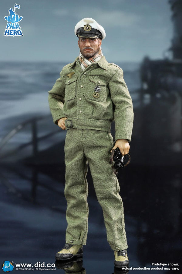 Pedido Figura Lehmann - WWII German U-Boat Commander - Palm Hero Series marca DID XD80026 escala pequeña 1/12