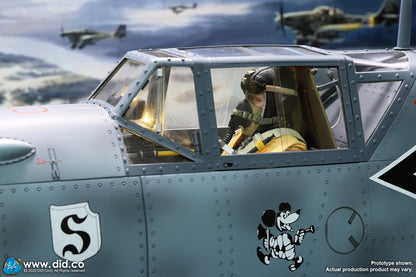 Preventa Base Diorama Cockpit/Cabina BF-109 (Grey Blue) marca DID E60065B escala 1/6