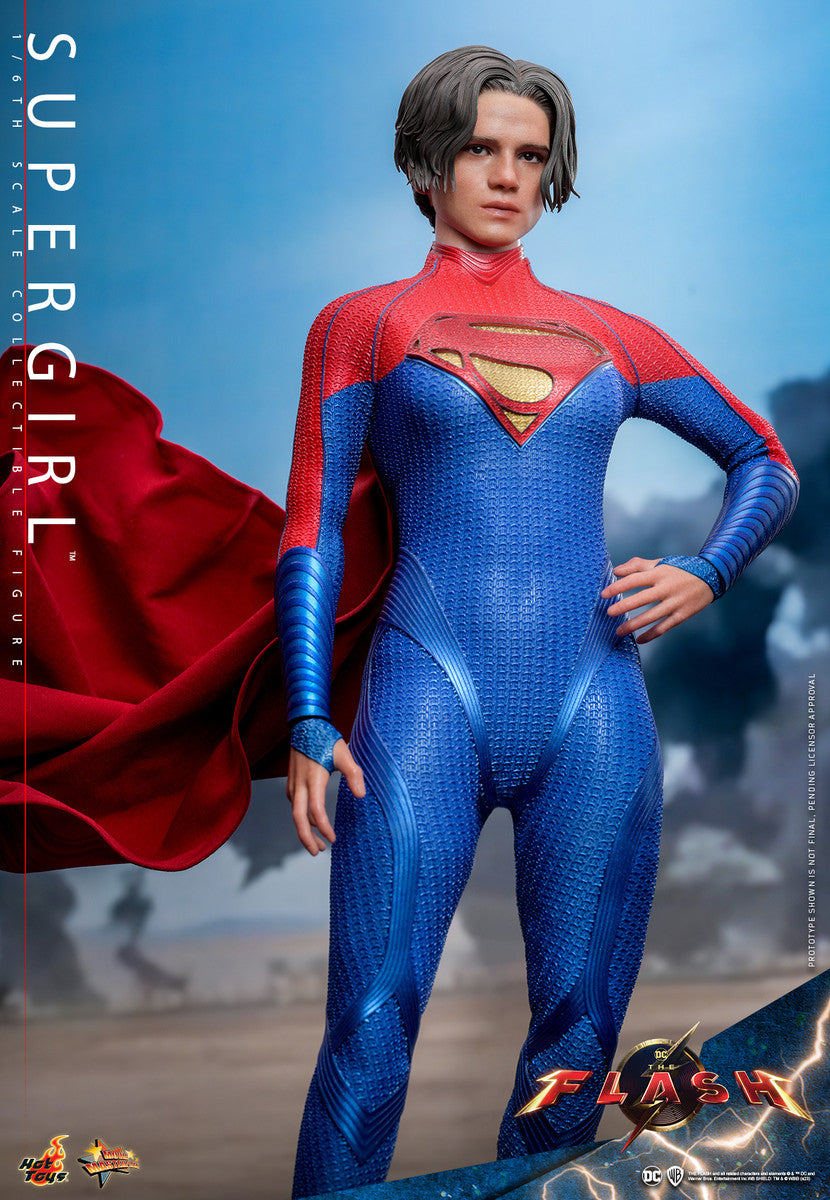 Preventa Figura SUPERGIRL - The Flash marca Hot Toys MMS715 escala 1/6