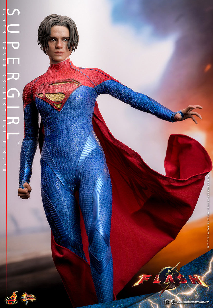 Preventa Figura SUPERGIRL - The Flash marca Hot Toys MMS715 escala 1/6