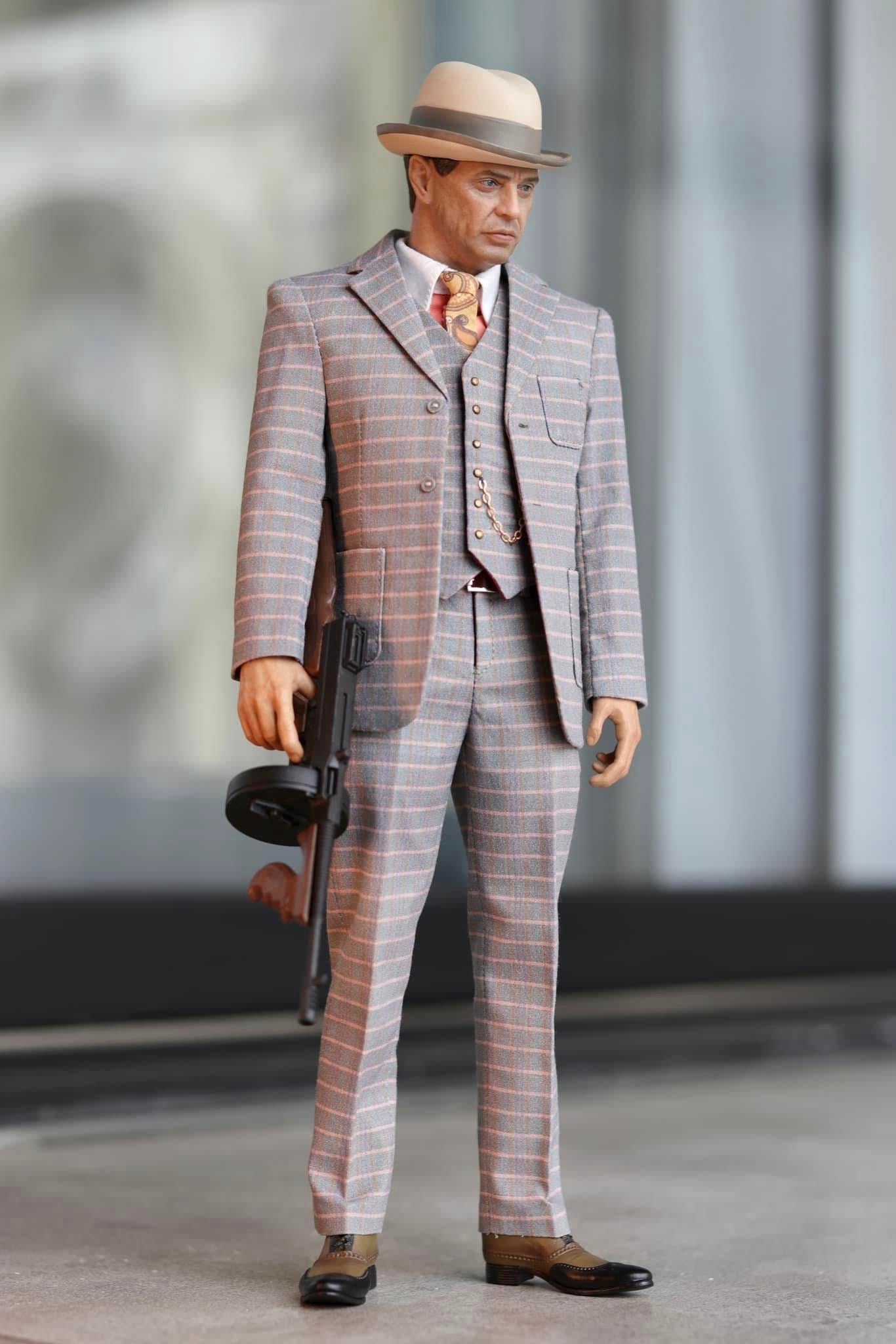 Pedido Figura Politician Gangster marca Present Toys PT-24 escala 1/6