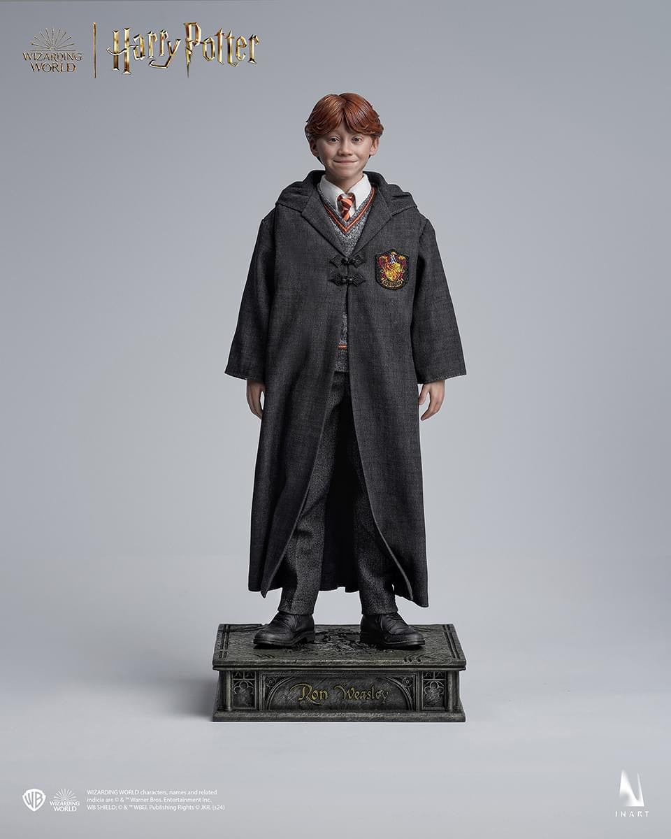 Preventa Figura Ron Weasley - Hogwarts School Uniform (Standard Edition) (Cabello Esculpido) marca Inart AG010S1 escala 1/6