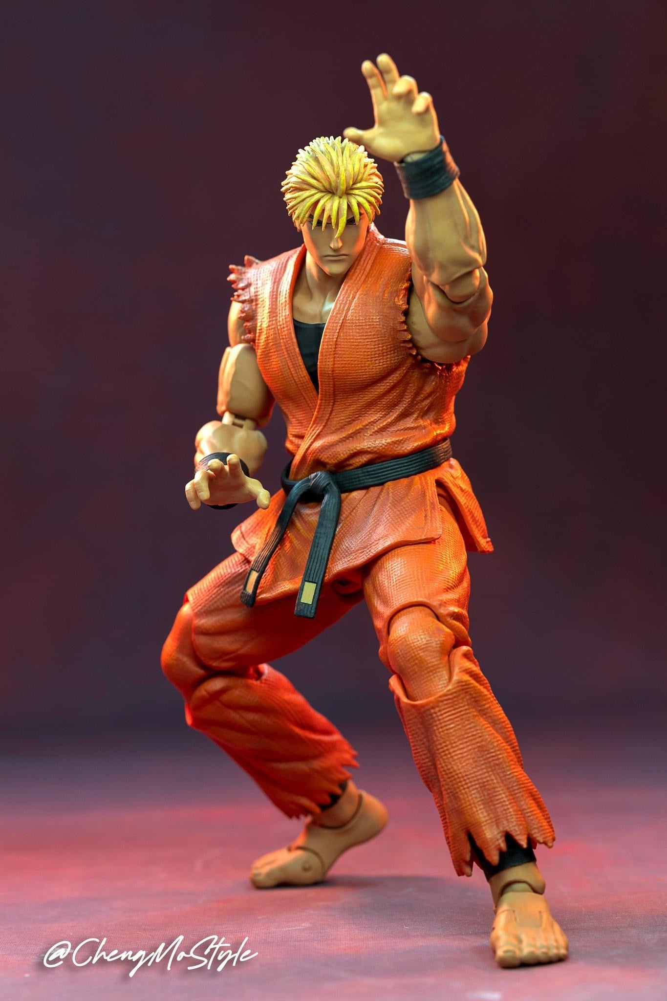 Pedido Figura Ryo Sakazaki - The King of Fighters '98: Ultimate Match marca Storm Collectibles SKKF09 escala pequeña 1/12