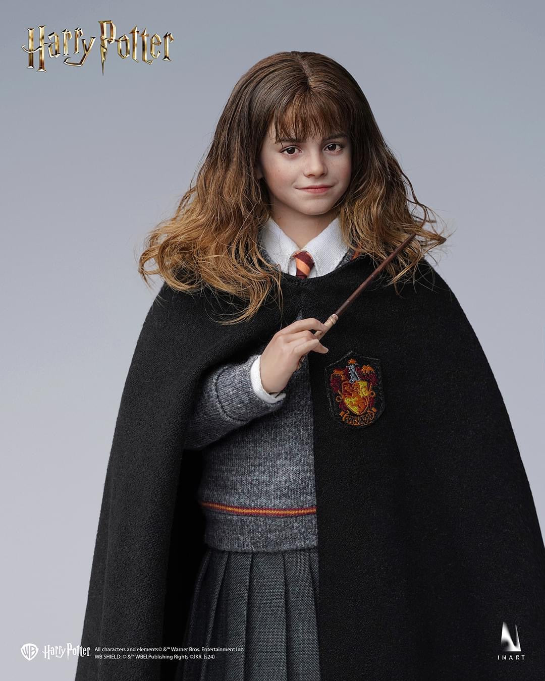 Preventa Figura Hermione Granger (cabello enraizado) - Hogwarts School Uniform marca Inart AG011D1 escala 1/6