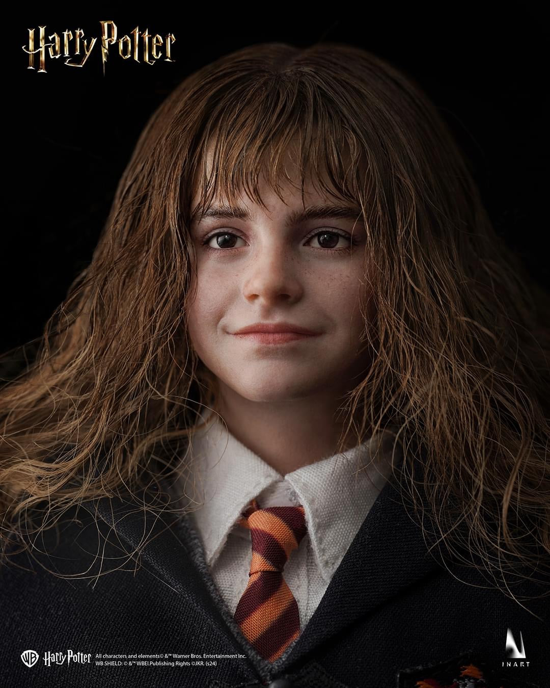 Preventa Figura Hermione Granger (cabello enraizado) - Hogwarts School Uniform marca Inart AG011D1 escala 1/6