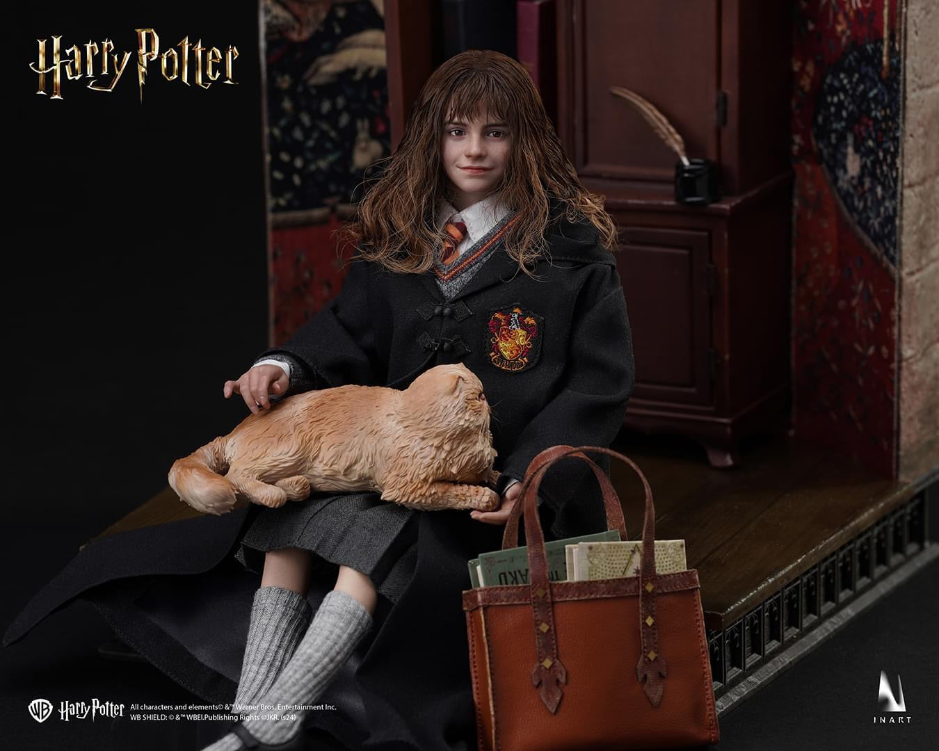 Preventa Figura Hermione Granger (cabello enraizado) - Hogwarts School Uniform marca Inart AG011D1 escala 1/6