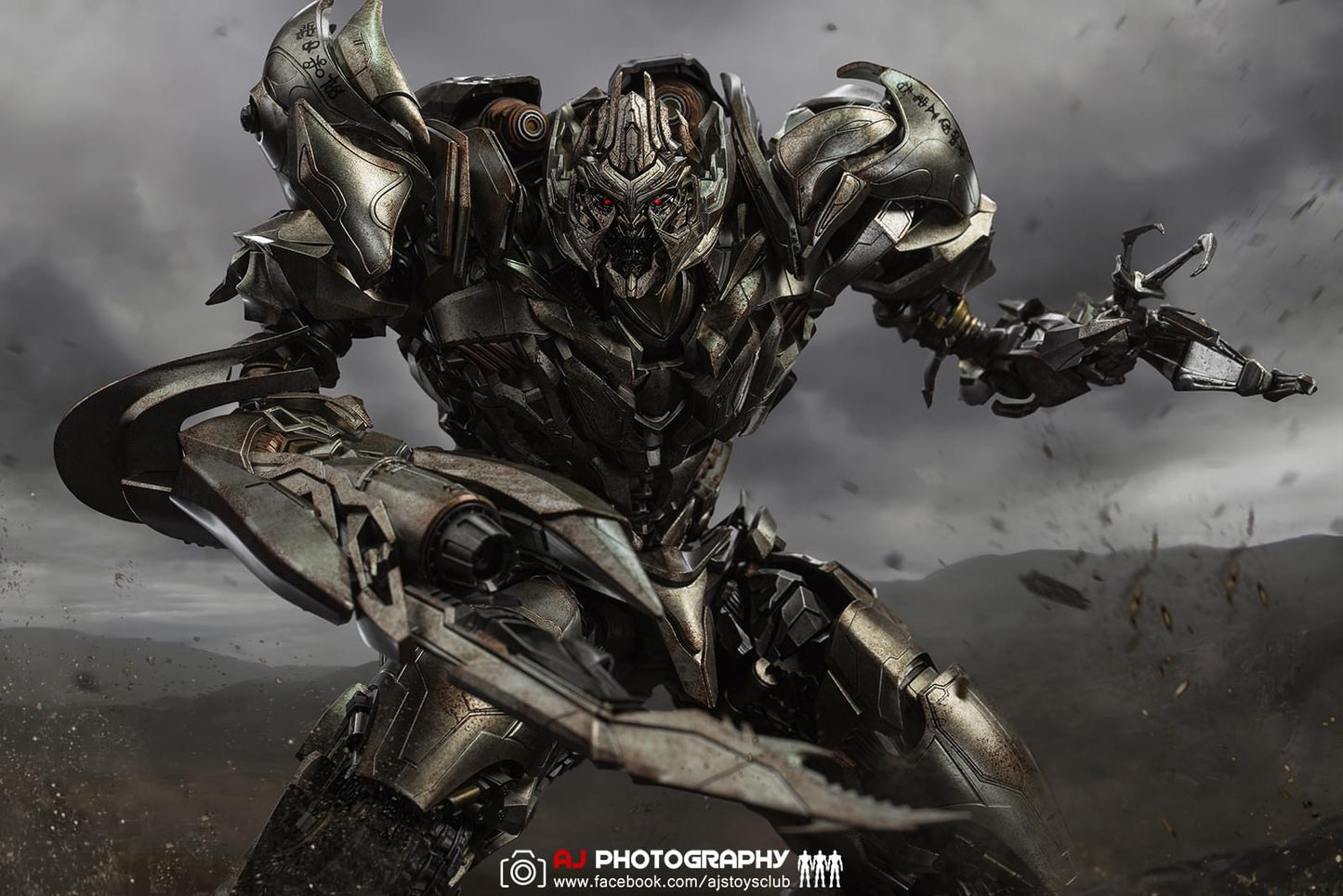 Pedido Figura DLX MEGATRON - Transformers: Revenge of the Fallen marca Threezero 3Z0282 (28.5 cm)