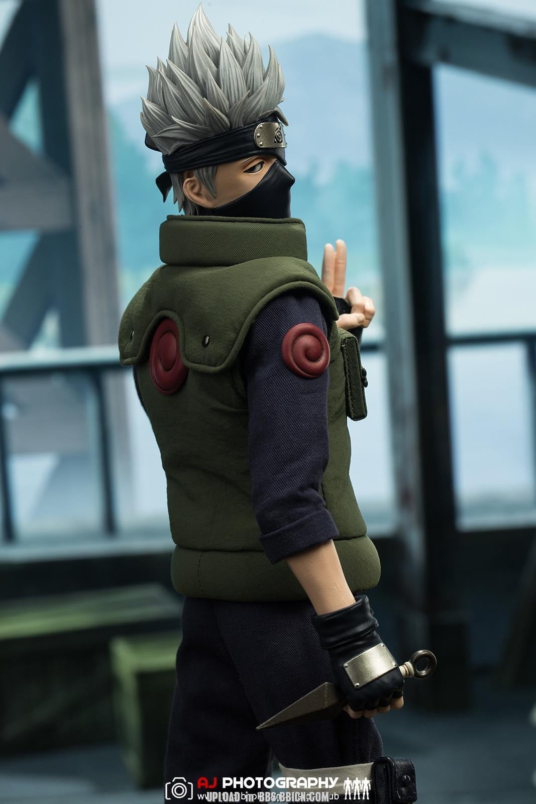 Pedido Figura Hatake Kakashi - Naruto marca Rocket Toys ROC-004 escala 1/6