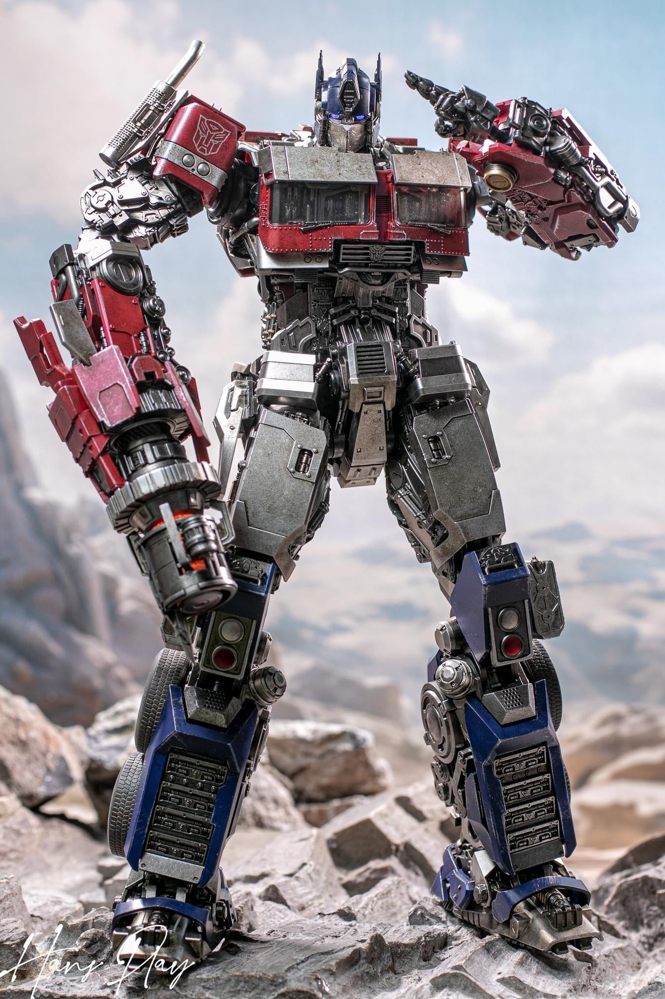 Pedido Figura DLX Optimus Prime - Transformers: Rise of the Beasts marca Threezero 3Z0432 (28.5 cm)