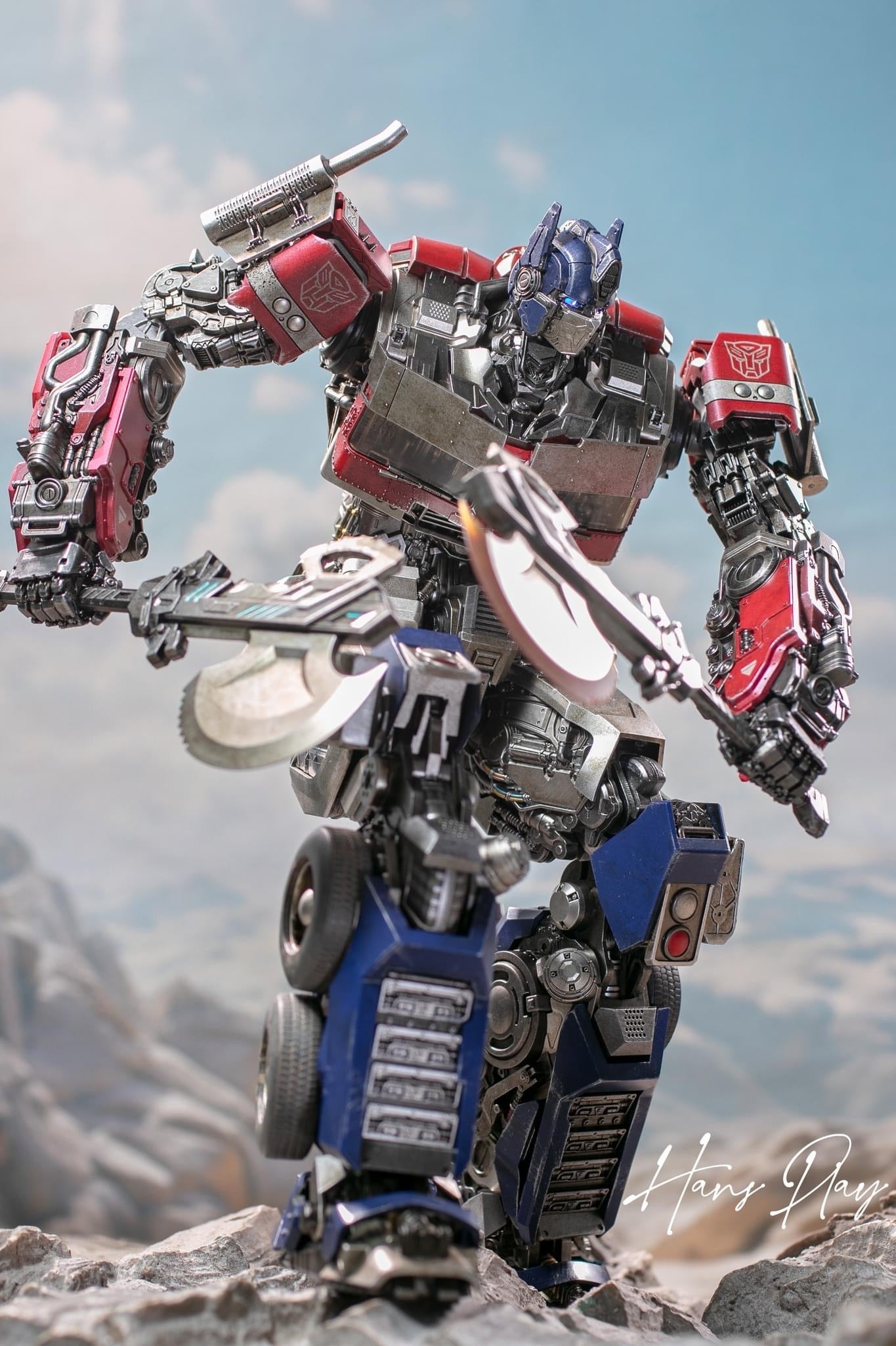 Pedido Figura DLX Optimus Prime - Transformers: Rise of the Beasts marca Threezero 3Z0432 (28.5 cm)