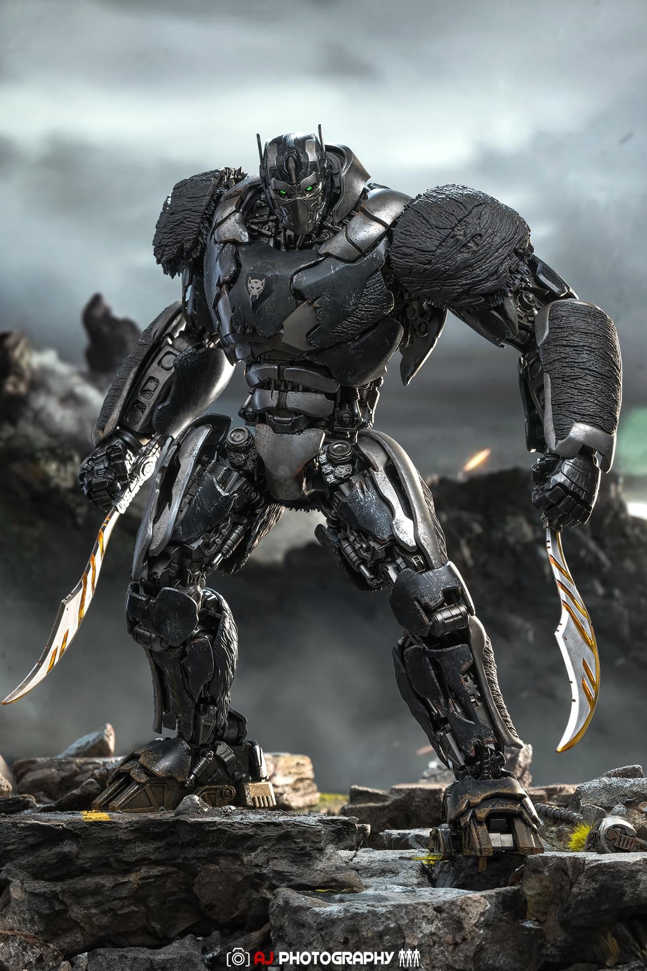 Pedido Figura DLX Optimus Primal - Transformers: Rise of the Beasts marca Threezero 3Z0565 (28.5 cm)