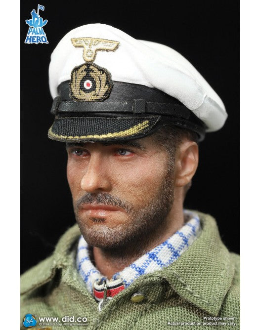 Pedido Figura Lehmann - WWII German U-Boat Commander - Palm Hero Series marca DID XD80026 escala pequeña 1/12