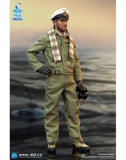 Pedido Figura Lehmann - WWII German U-Boat Commander - Palm Hero Series marca DID XD80026 escala pequeña 1/12