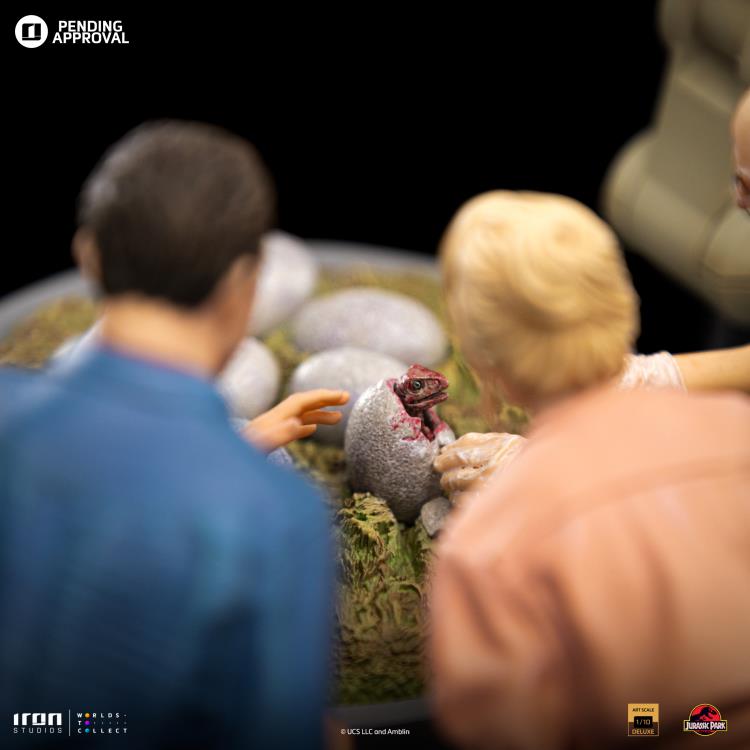 Preventa Estatua Dino Hatching - Jurassic Park - Limited Edition marca Iron Studios escala de arte 1/10