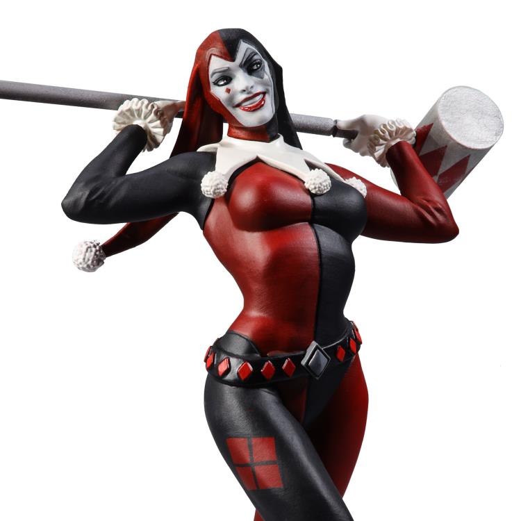 Pedido Estatua Red, White & Black Harley Quinn (Stjepan Šejić version) (Edición Limitada) (Resina) - DC Comics marca McFarlane Toys x DC Direct escala 1/10