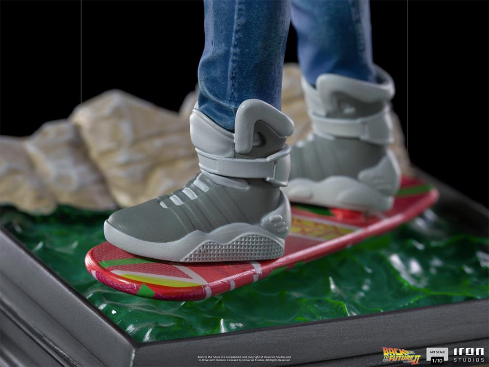 Pedido Estatua Marty McFly (On Hoverboard) - Back to the Future Part II - Limited Edition marca Iron Studios escala de arte 1/10