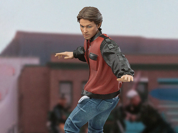 Pedido Estatua Marty McFly (On Hoverboard) - Back to the Future Part II - Limited Edition marca Iron Studios escala de arte 1/10