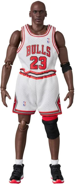 Preventa Figura Michael Jordan (Chicago Bulls Home) - NBA - MAFEX marca Medicom Toy No.255 escala pequeña 1/12