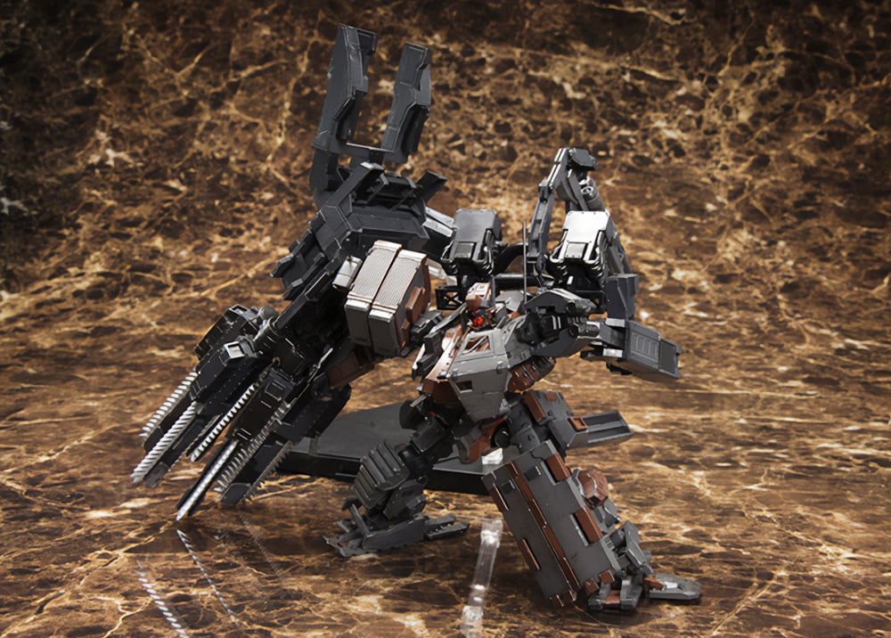 Preventa Model Kit Vengeance - Armored Core V Variable Infinity UCR-10/A marca Kotobukiya escala 1/12