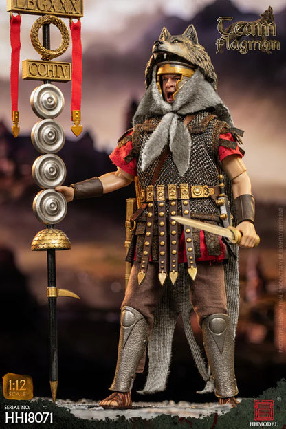 Preventa Figura Roman Team Flagman Bearer - Imperial Legion marca HHModel HH18071 escala pequeña 1/12