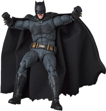 Pedido Figura Batman - Zack Snyder's Justice League - MAFEX marca Medicom Toy No.222 escala pequeña 1/12