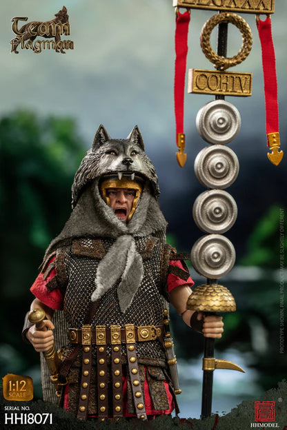 Preventa Figura Roman Team Flagman Bearer - Imperial Legion marca HHModel HH18071 escala pequeña 1/12