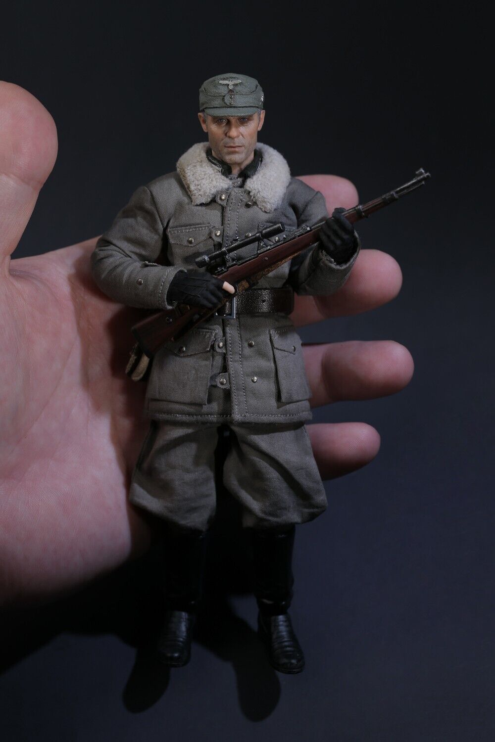 Pedido Figura German Sniper Colonel marca Poptoys CMS013 escala pequeña 1/12