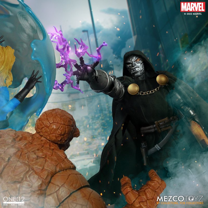 Pedido Figura Doctor Doom - One:12 Collective marca Mezco Toyz 77272 escala pequeña 1/12