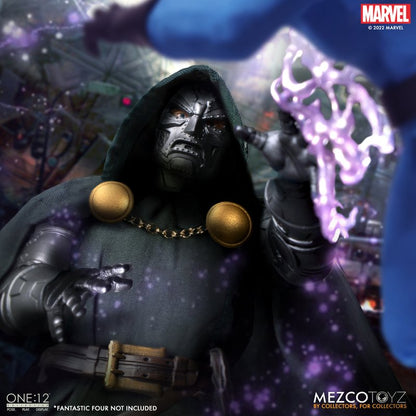 Pedido Figura Doctor Doom - One:12 Collective marca Mezco Toyz 77272 escala pequeña 1/12