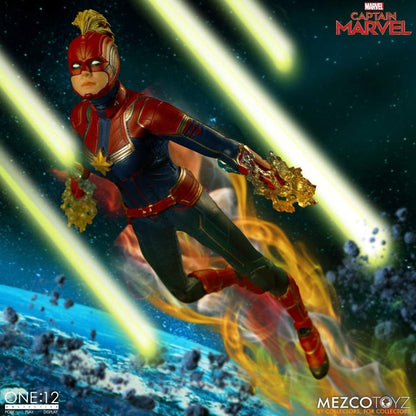 Pedido Figura Captain Marvel - One:12 Collective marca Mezco Toyz 76670 escala pequeña 1/12